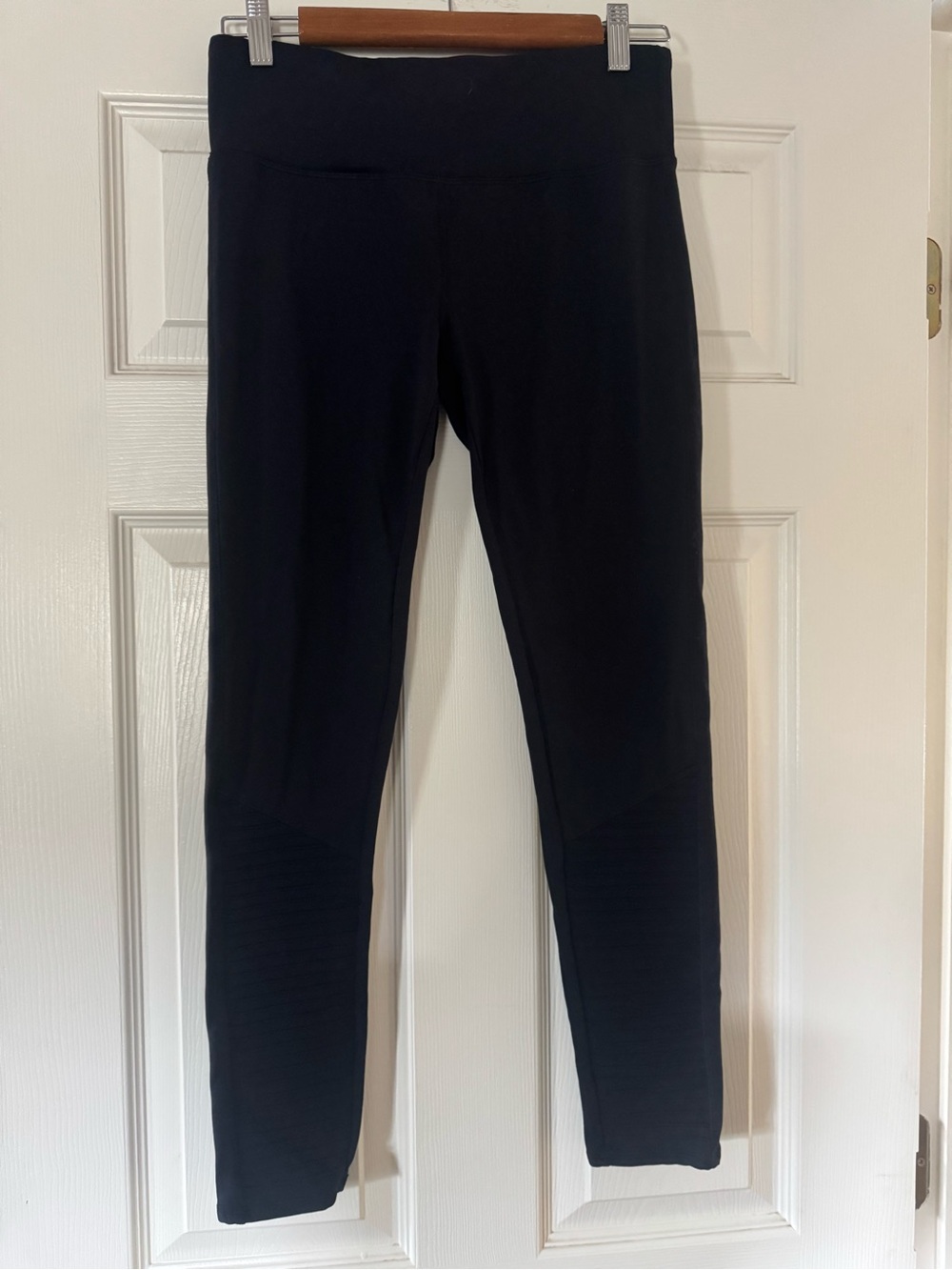 Threads 4 Thought Women’s Leggings Medium